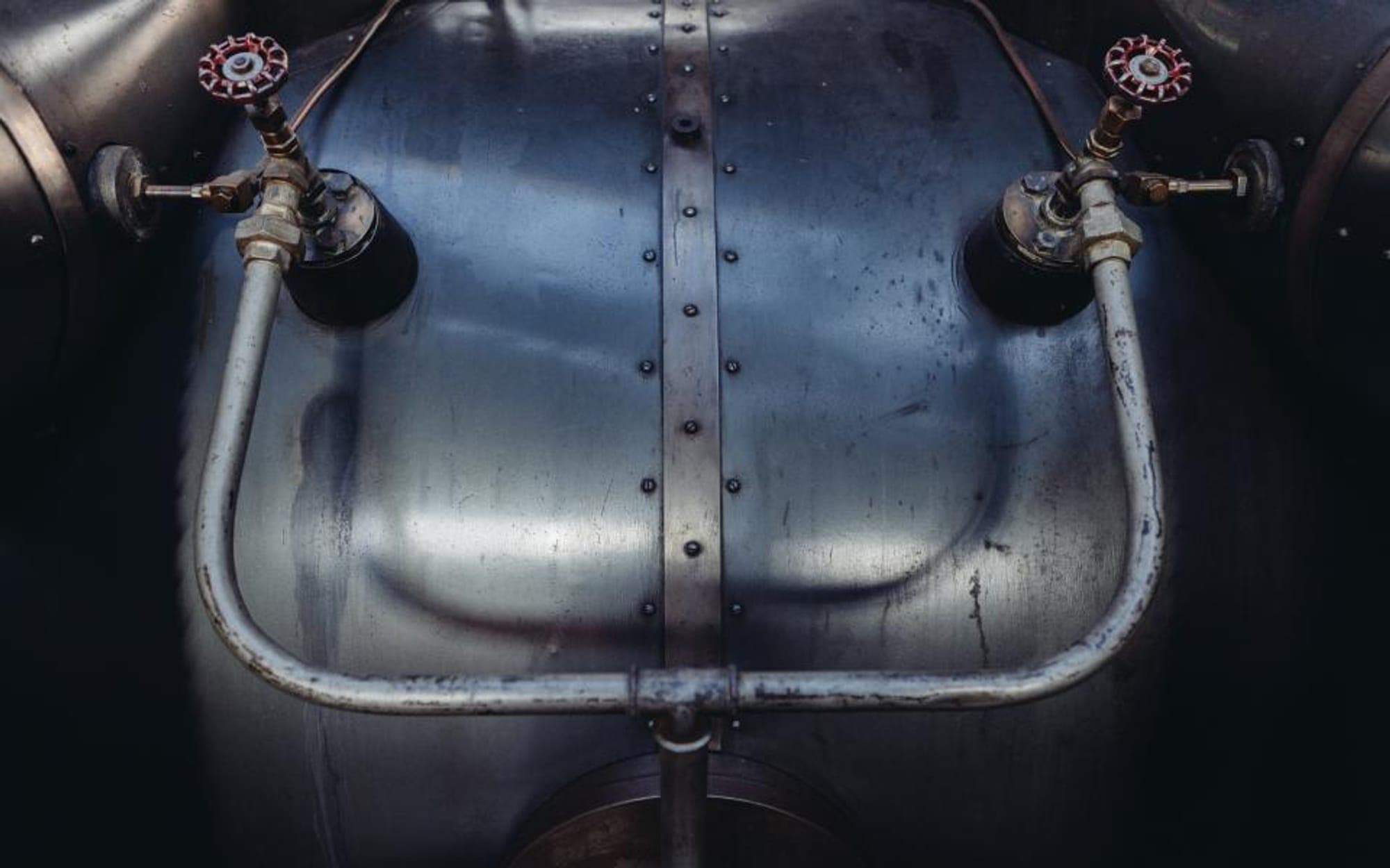 Polished metal process vessel with external pipework and valves